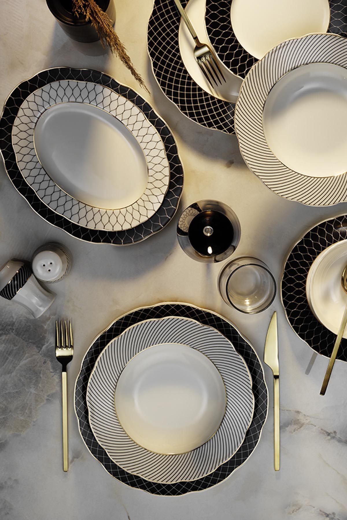Kütahya Porcelain Bone Mare 62 Piece Dinnerware Set