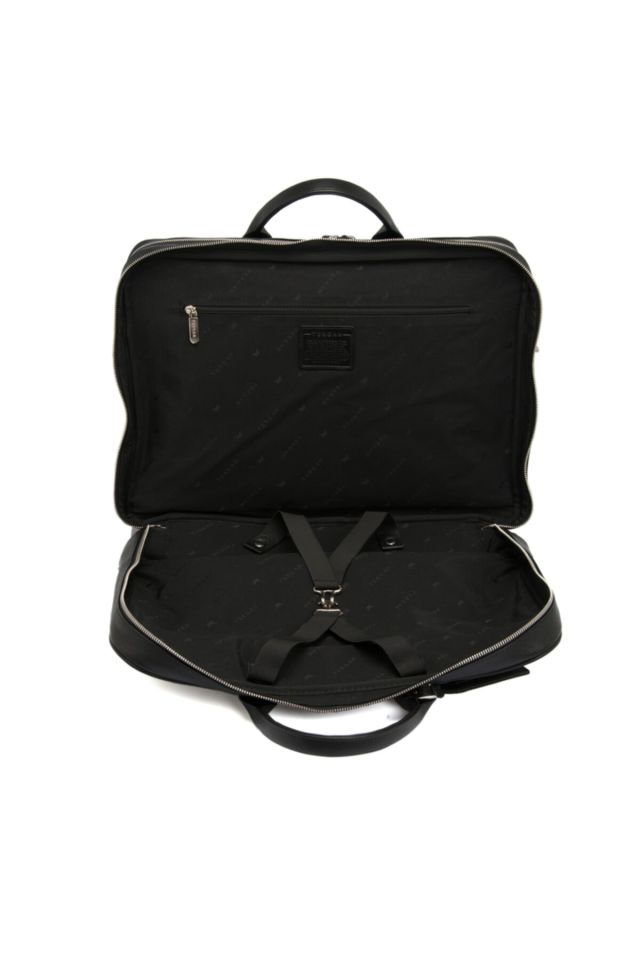 Black Leather Travel Bag 21207a6f