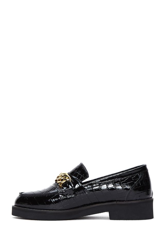 Women's Chain Detailed Leather Loafers