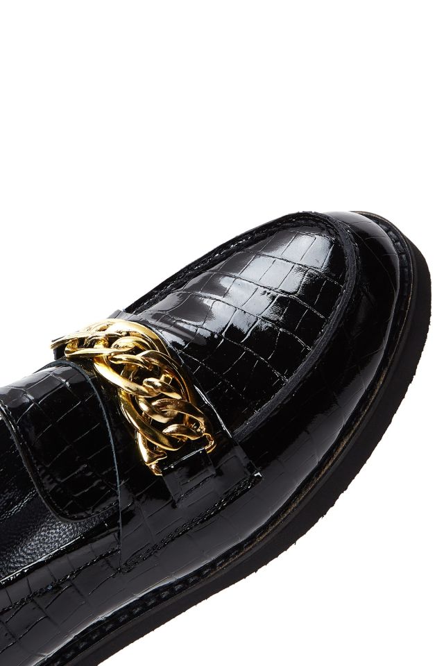 Women's Chain Detailed Leather Loafers