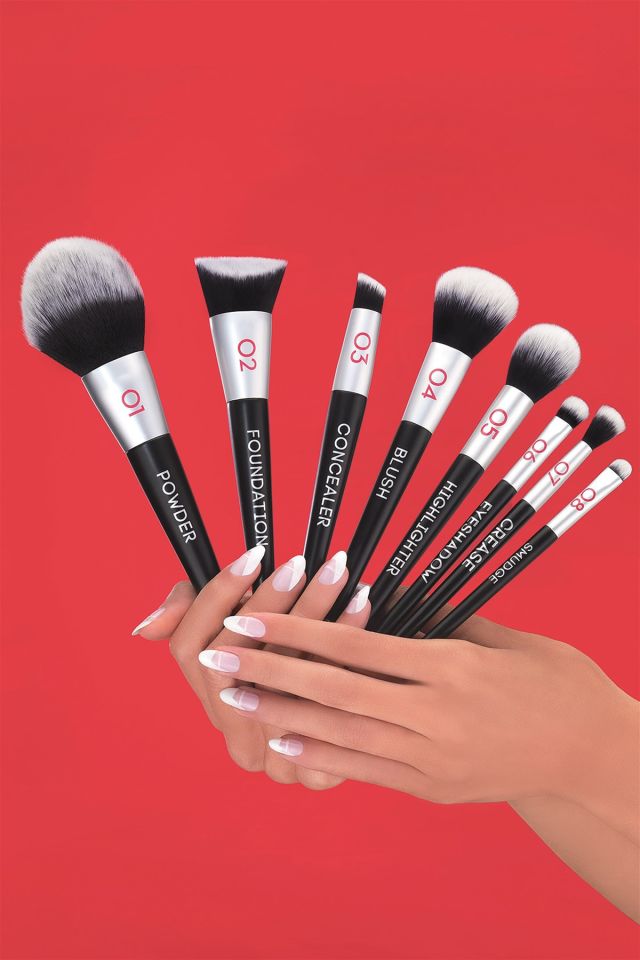 Profashıon Blush Brush / Allık Fırçası 04