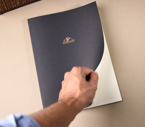 Siyah Kapaklı Çizgisiz A4 Defter