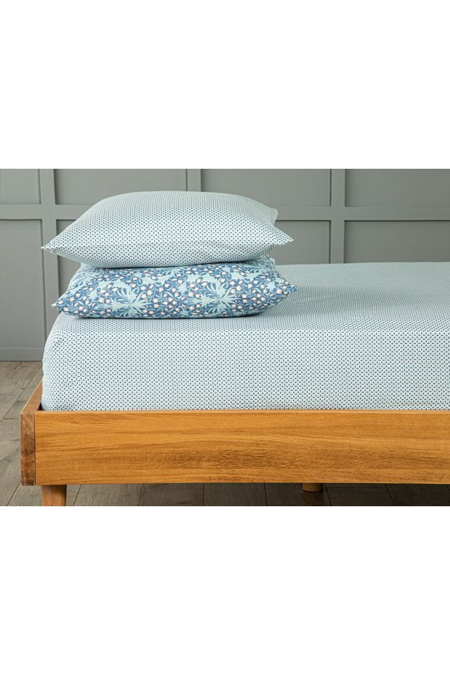 Twin Palms Easy to Iron Single Bed Sheet 160x240 Cm Celedon