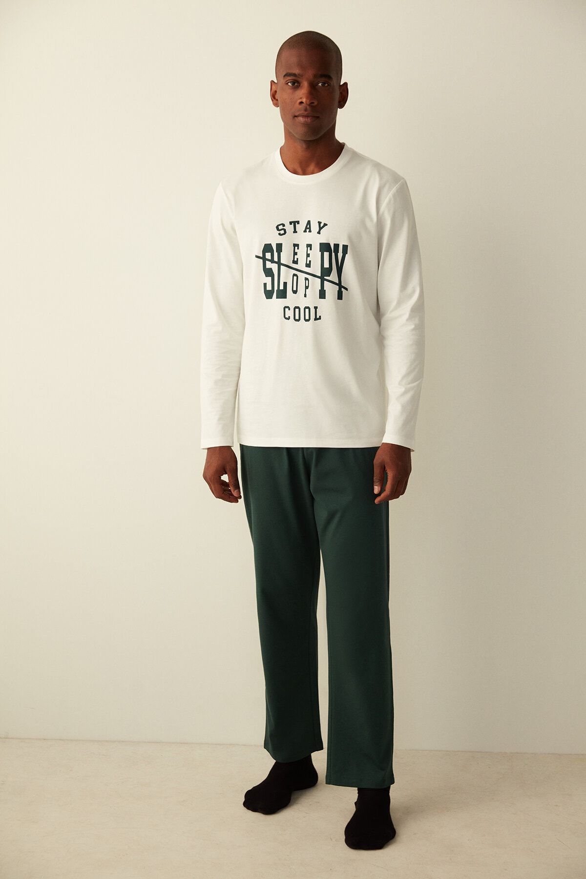 Multi Colored Sleepy Pants Pajamas Set
