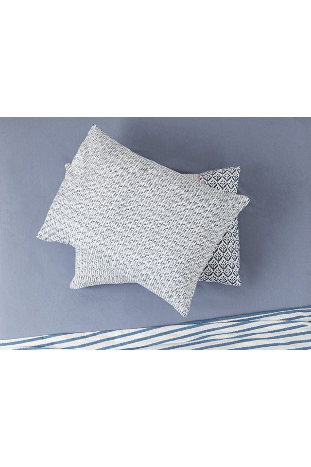 Vernal Pleasure Cotton Double Pillow Cover 50x70 Cm Indigo