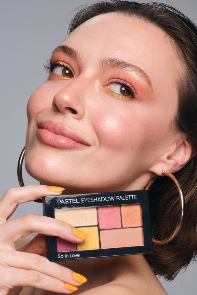 Göz Farı Seti Profashion Eyeshadow Palette So In Love Bella