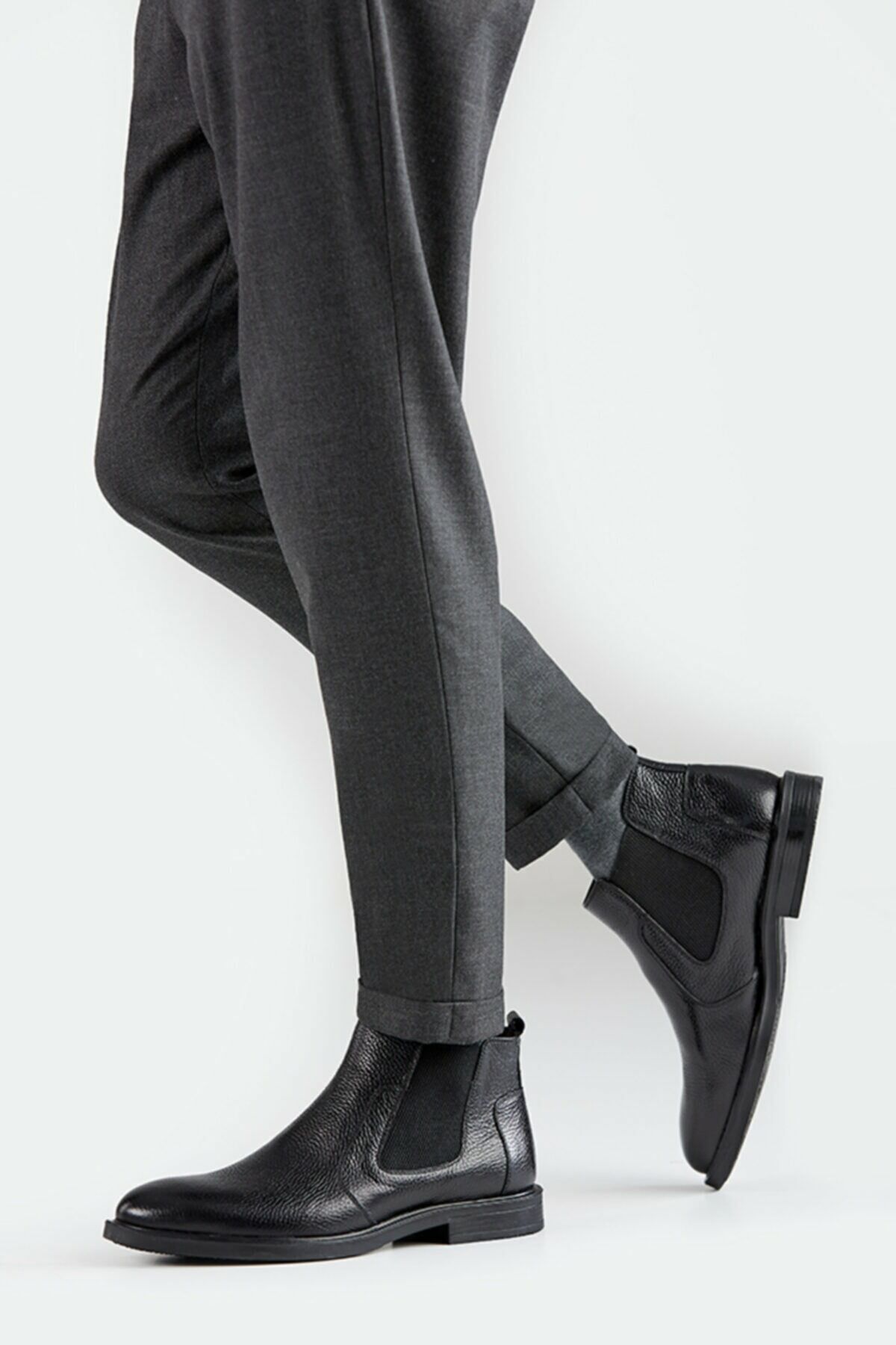 Men's Leather Chelsea Boots