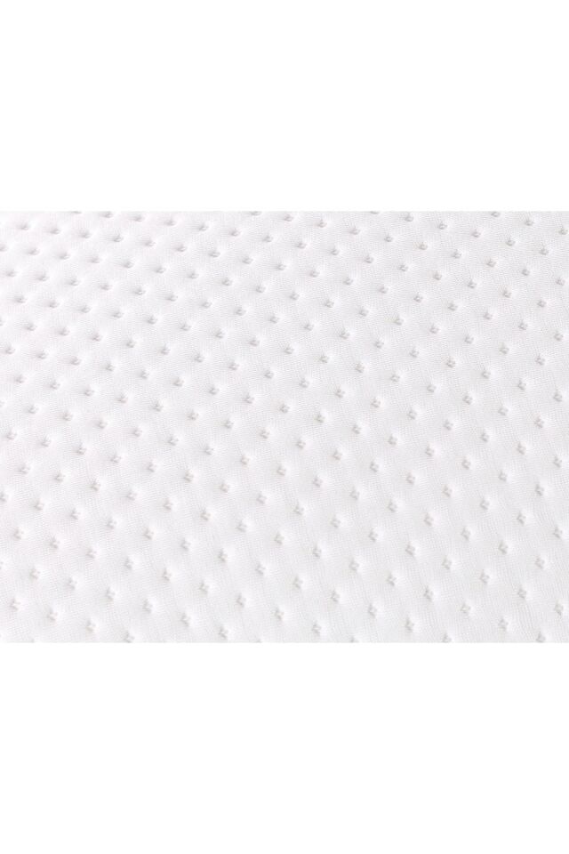 Elicia Liquid Proof Pillow Cover