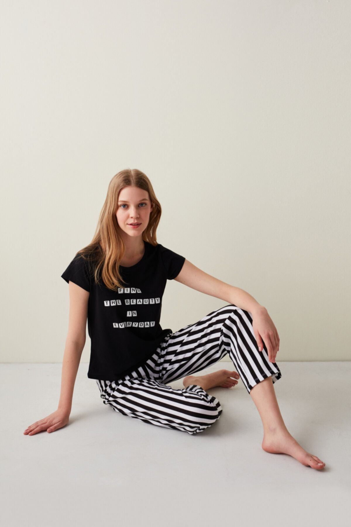 Ent Beauty Pajamas Set