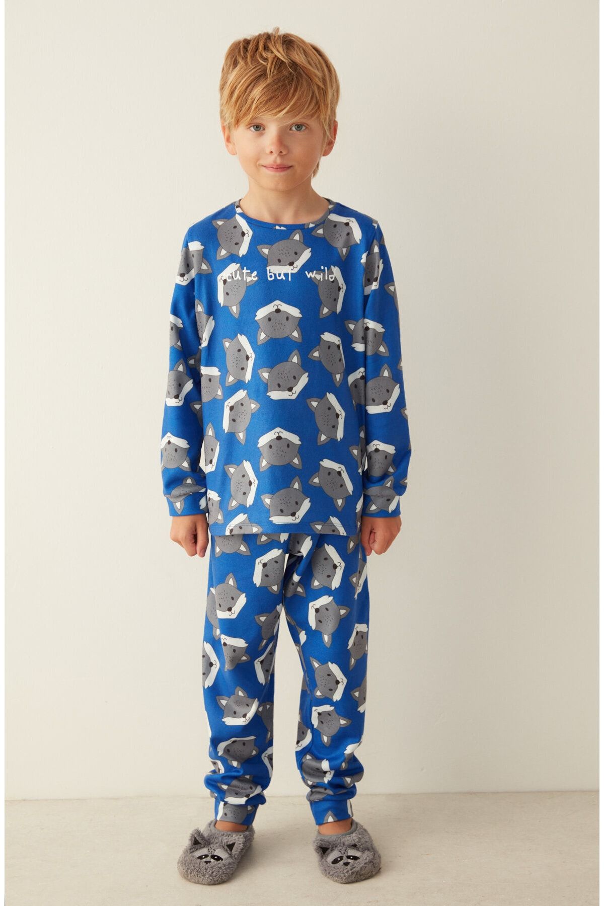 Saks Wolf Thermal Pajamas Set