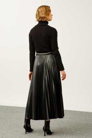 Ghisa Pleated Leather Skirt BLACK