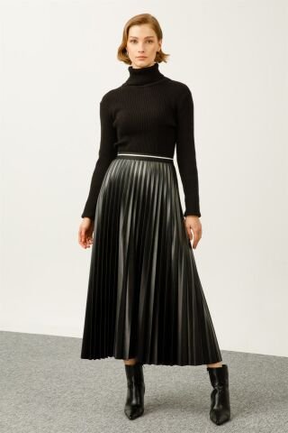 Ghisa Pleated Leather Skirt BLACK
