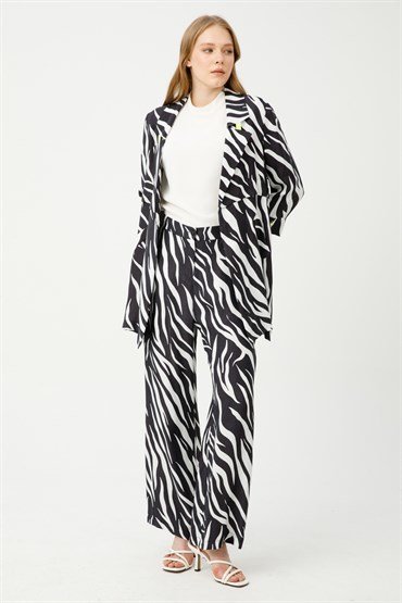 Takım SİYAH BEJ ZEBRA