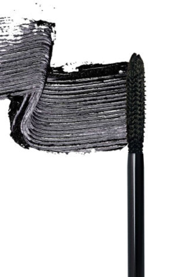 Hacim Veren Siyah Maskara - False Lashes Mascara