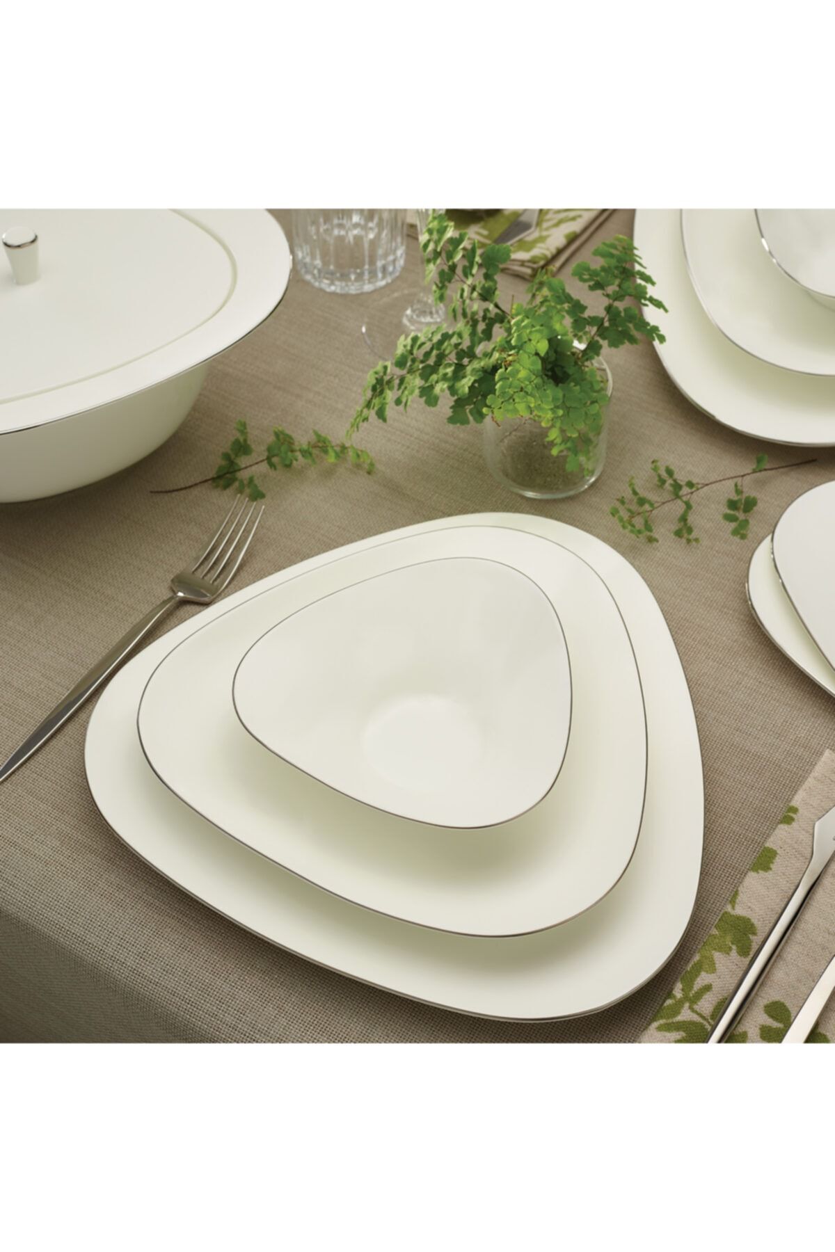 Karaca Home Fine Pearl Extra Trio Platin 62 Parça 12 Kişilik İnci Yemek Takımı